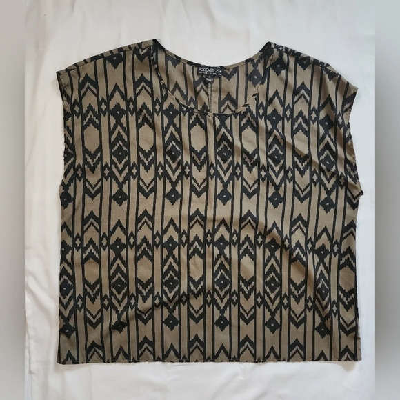 Forever 21 Plus Womens Olive Green Tunic Blouse 3X - Picture 8 of 8